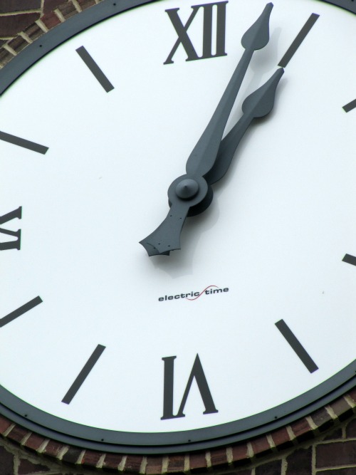 summer fun list clock face. 