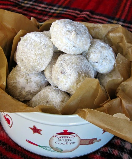 christmas-cookies-snowballs