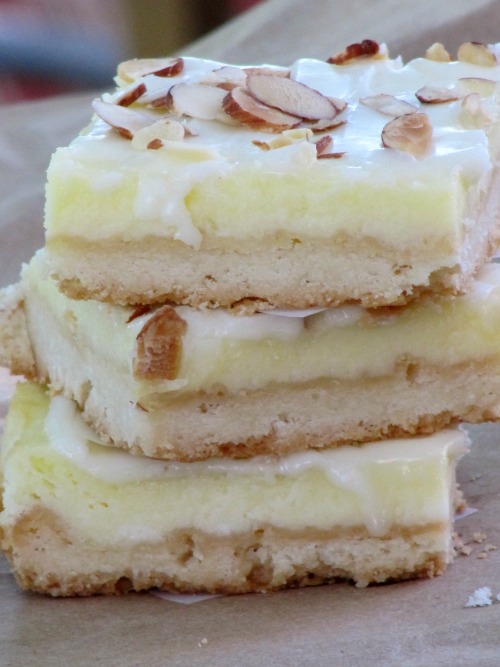 The Best Almond Cheesecake Dessert Bars Recipe