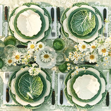 Green and white tablescape.