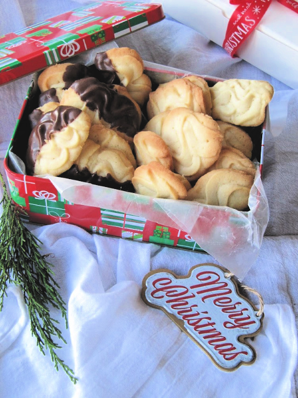 Chocolate Dipped  Viennese Whirl Cookies