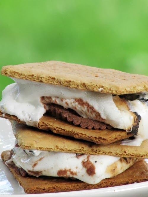 4th-of-july-bbq-foods, peanut butter cup s'mores.