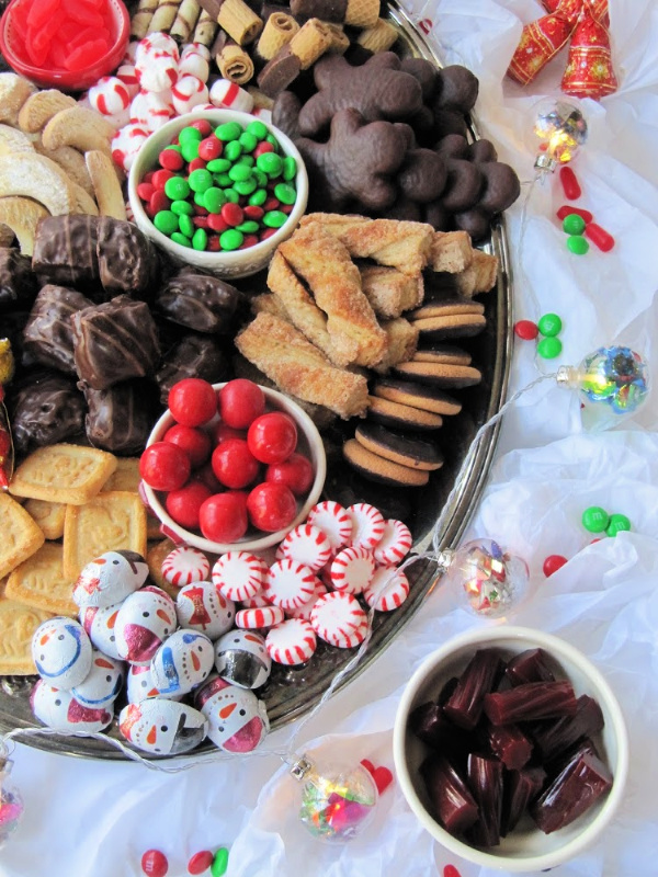 Christmas Cookie & Candy Dessert Board 