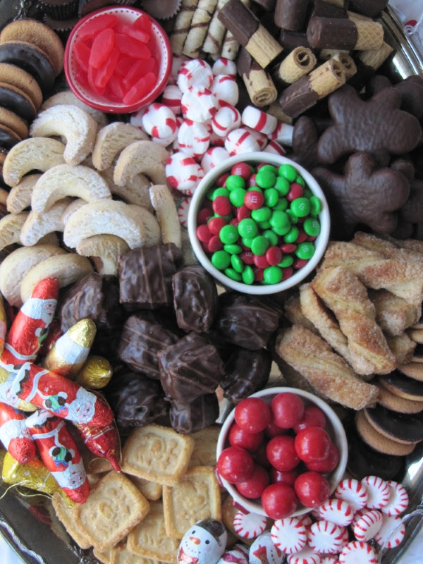 Christmas Cookie & Candy Dessert Board 