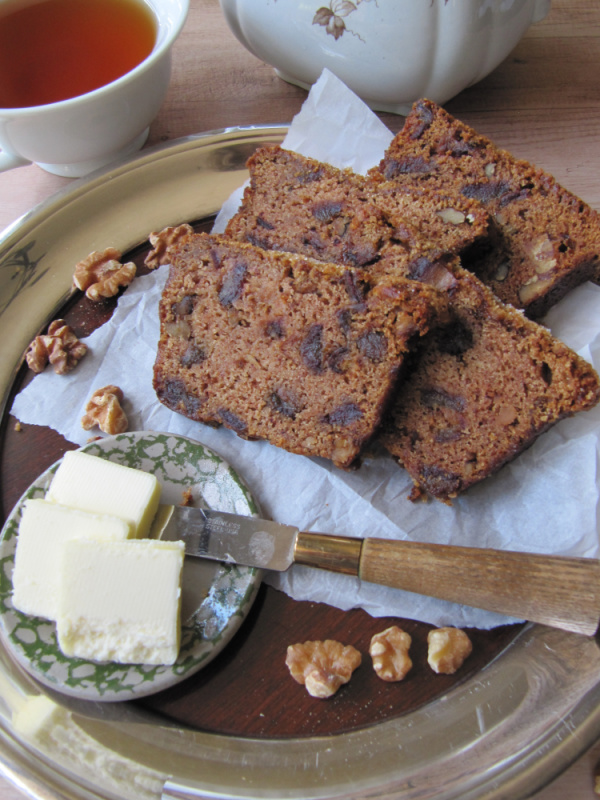 date walnut bread.