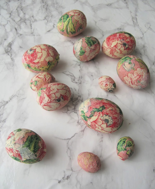 decoupage eggs