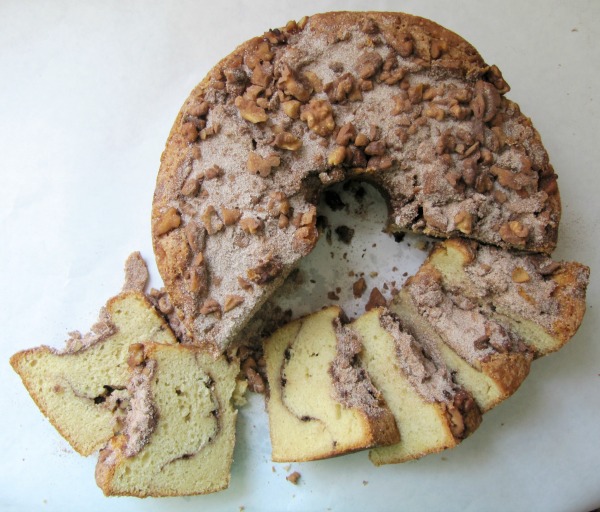  5 mothers day gift ideas, cinnamon walnut coffeecake.