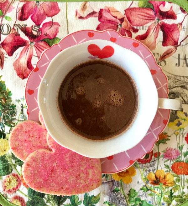 cup-of-hot-chocolate-valentine-heart-cookies