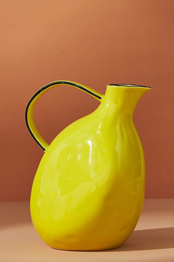 lemon pitcher