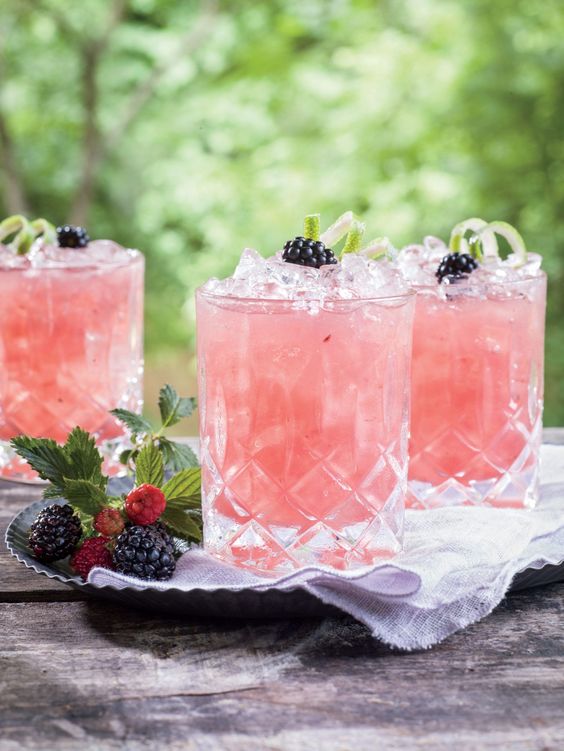 summer cobler cocktail