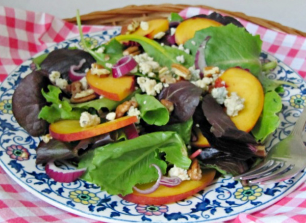 summer peach salad with fresh greens
