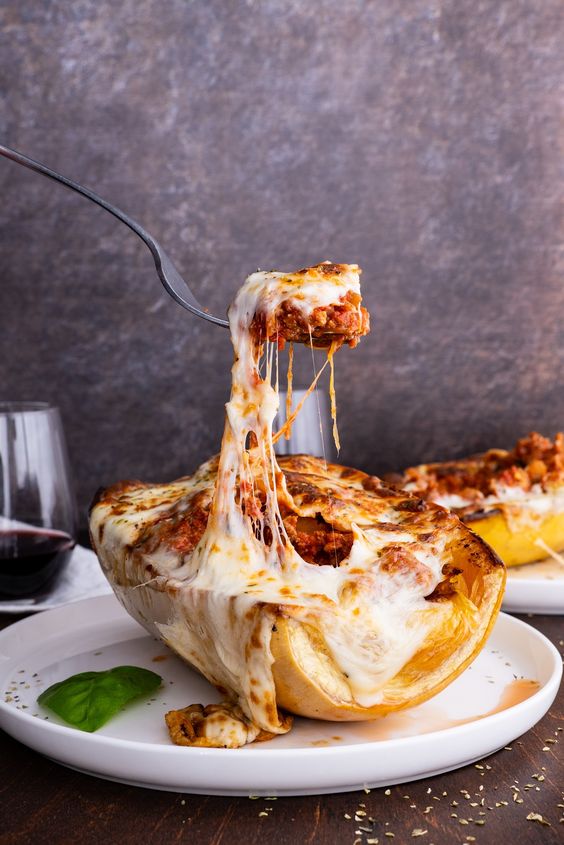 STUFFED SPAGHETTI SQUASH LASAGNA BOATS