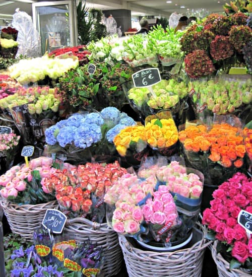 Scent of a woman Paris Flower Market